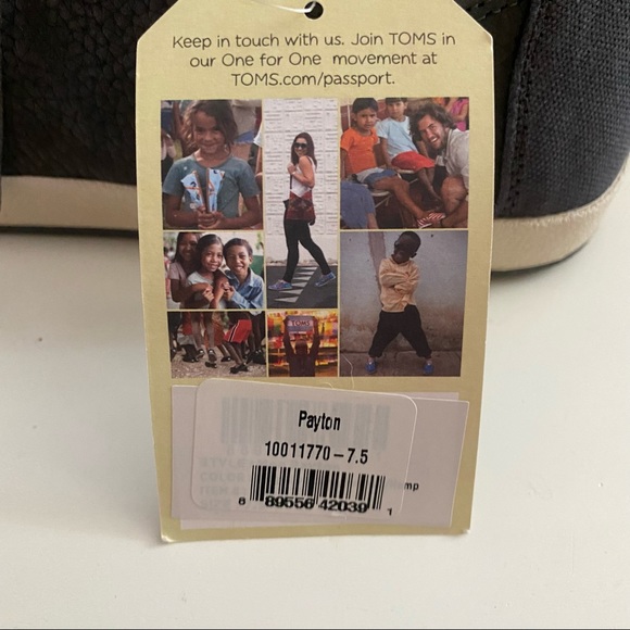 TOMS sneakers, men size 7.5 - Picture 5 of 6